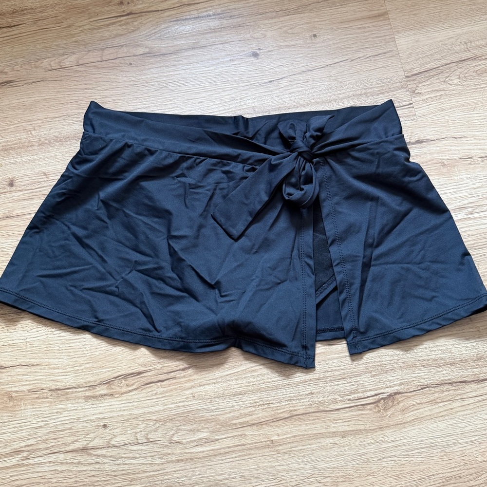 Tommy Bahama Black Women's Bikini Skirt
